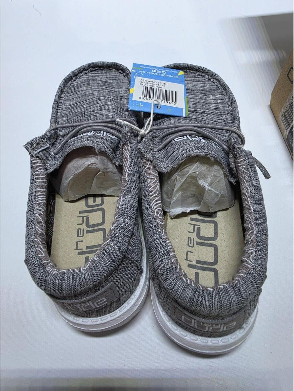 Hey Dude Wally Youth Boys Gray Low Top Lace-Up Sneakers Logo US K12 EU 31 - Picture 7 of 9